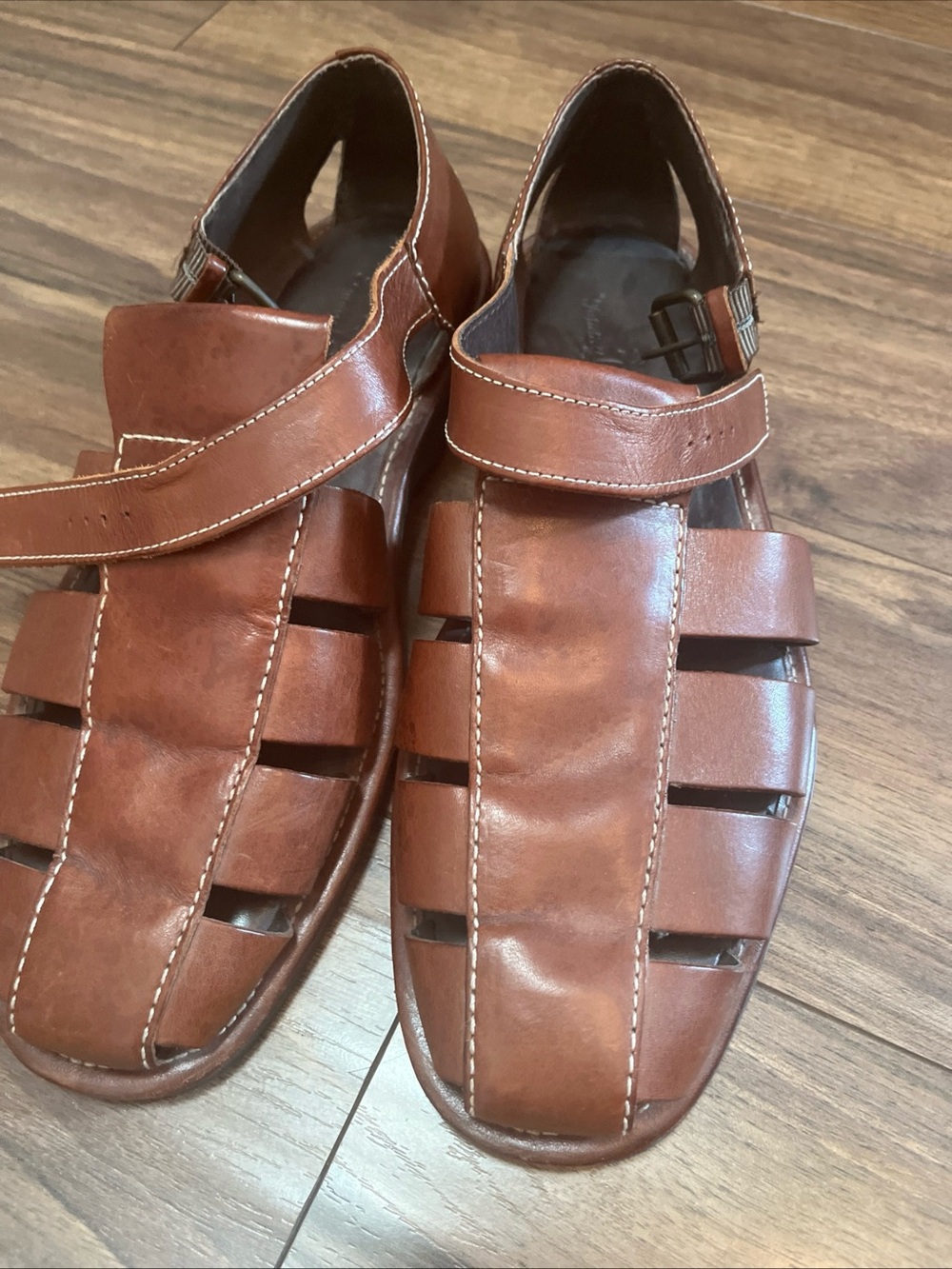 Tommy Bahama Men's Cognac Brown Leather Fisherman Sandals